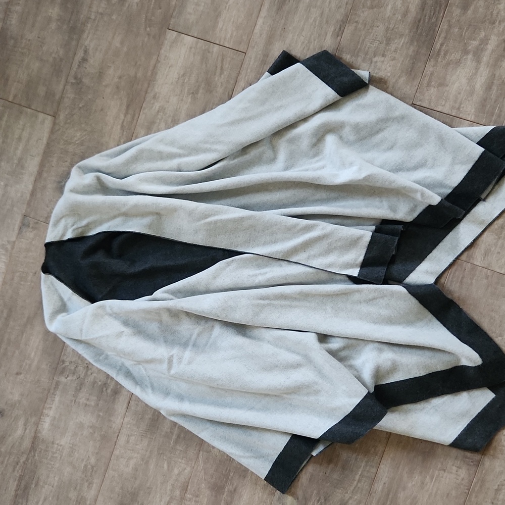 Reversible Blanket Wrap